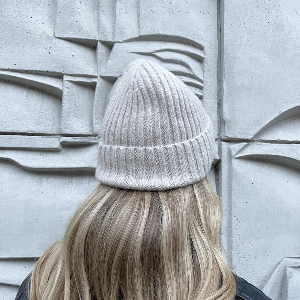 Belvado Silk Lined Beanie - 